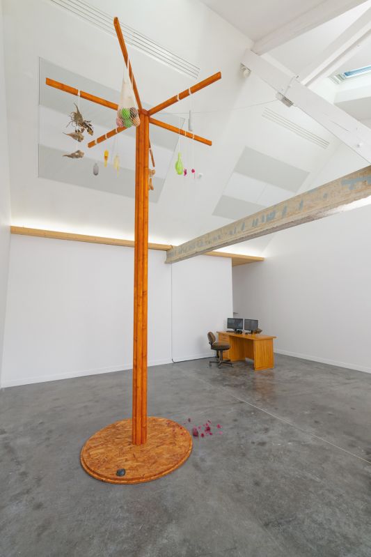 Benjamin_Mouly-Toucher_de_bouche_2024_photo_Aurelien_Mole_courtesy_de_l_artiste_et_des_Tanneries_CACIN_Amilly-054_WEB